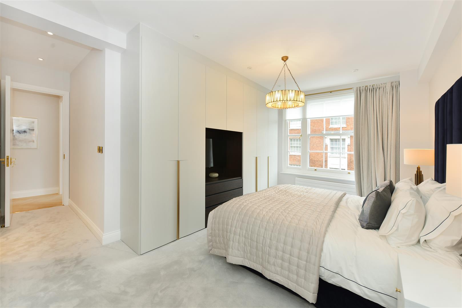 Bryanston Court II, George Street, Marylebone, London W1H