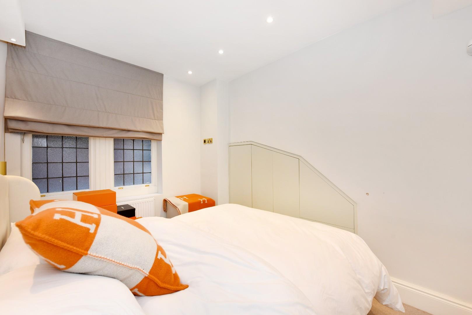 Hans Place, London, Knightsbridge SW1X