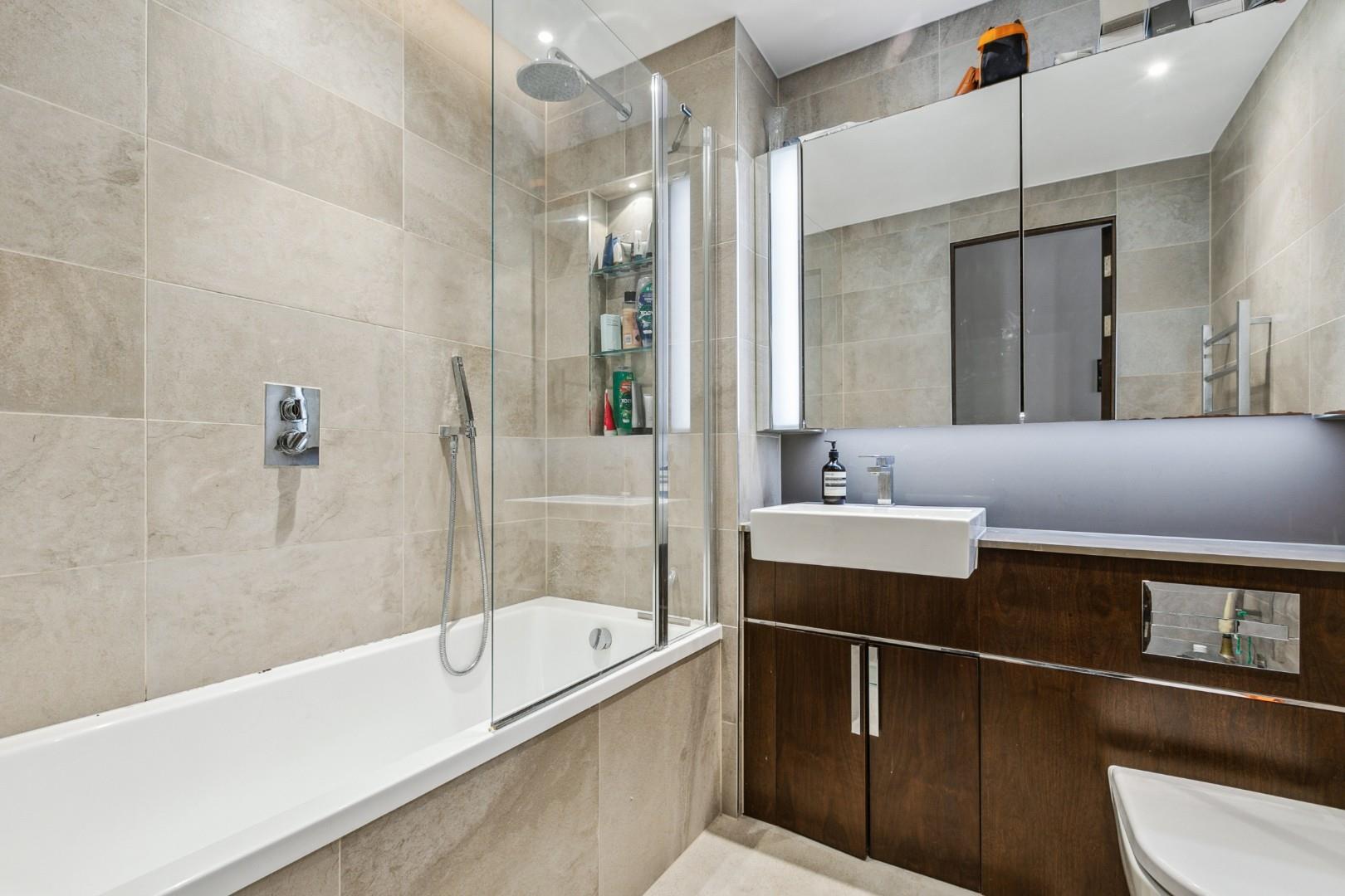 Haines House, 10 Charles Clowes Walk, Nine Elms SW11