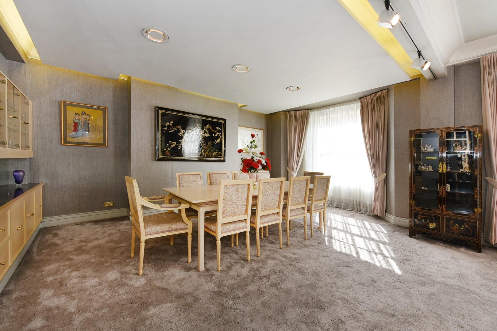 Bryanston Court I, George Street, Marylebone, London W1