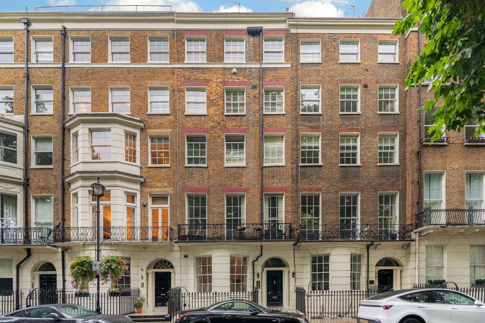 Amazing Raised Ground Floor – Montagu Square, Marylebone W1H