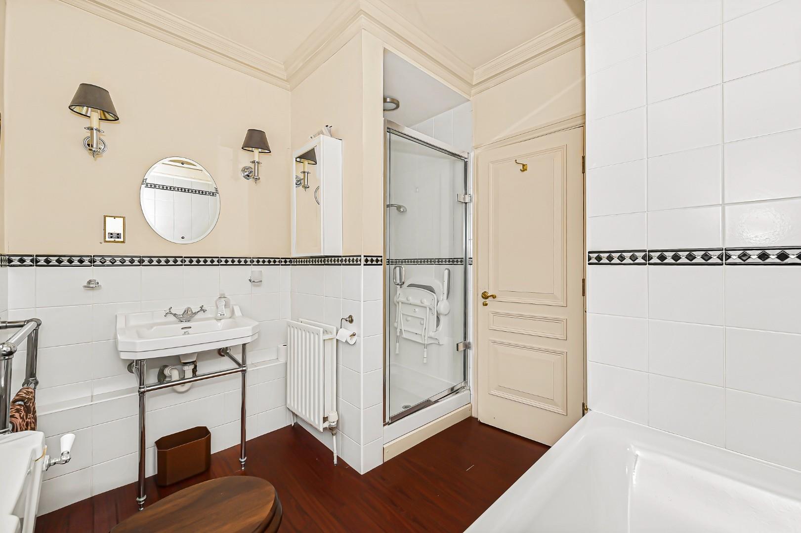 Bryanston Court I, George Street, Marylebone W1H