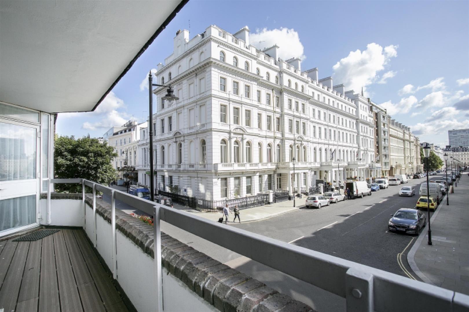 Hyde Park Towers, 1 Porchester Gate, Hyde Park