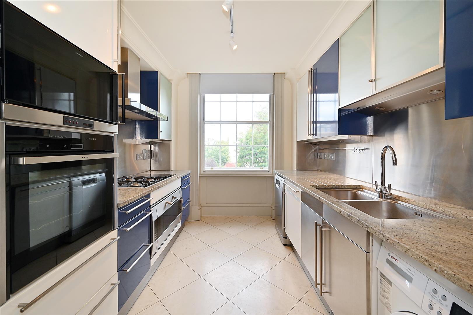 Large Lateral Flat – Eaton Square, Belgravia SW1W