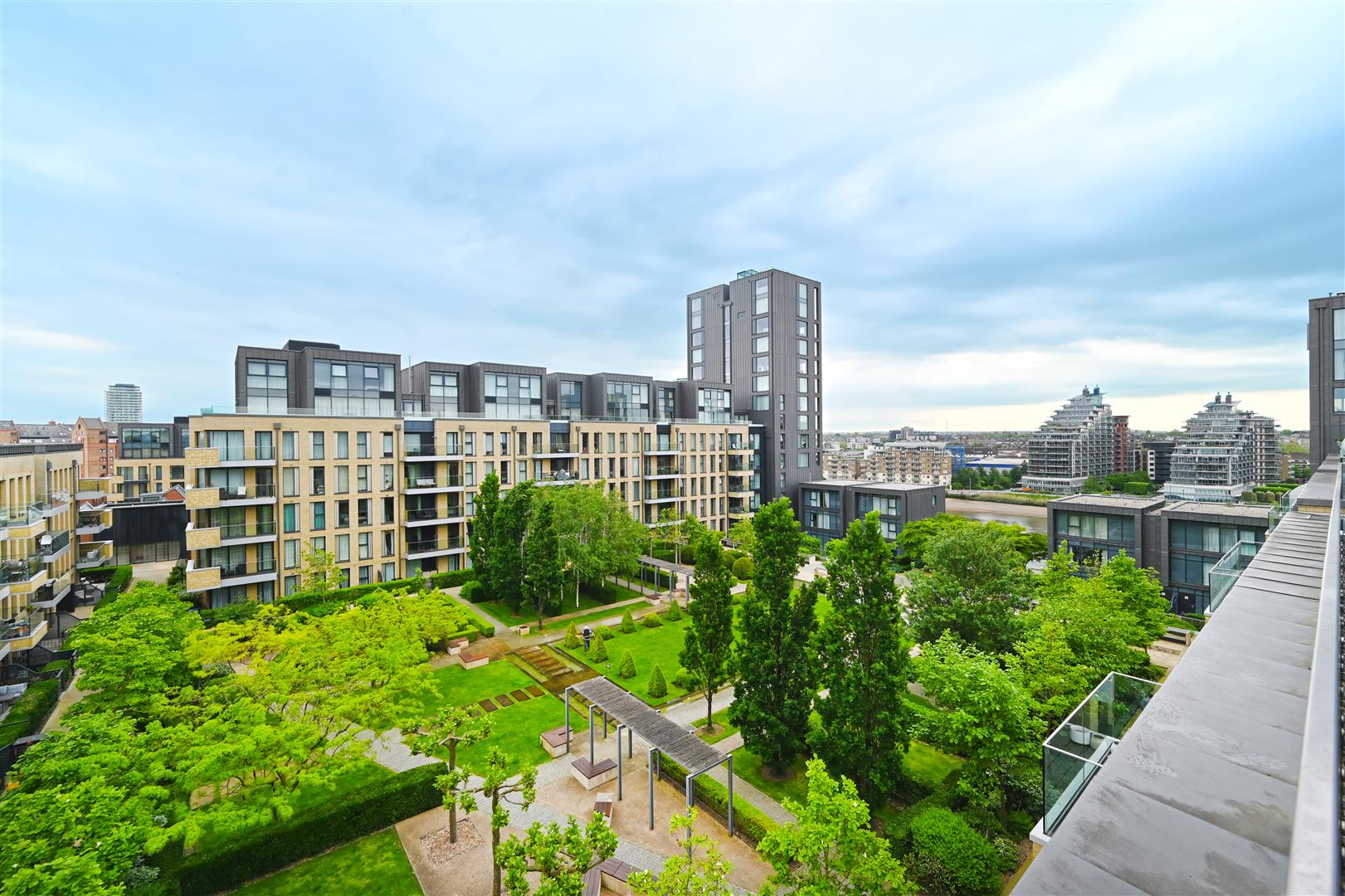 Ravensbourne Apartments, 5 Central Avenue, London SW6