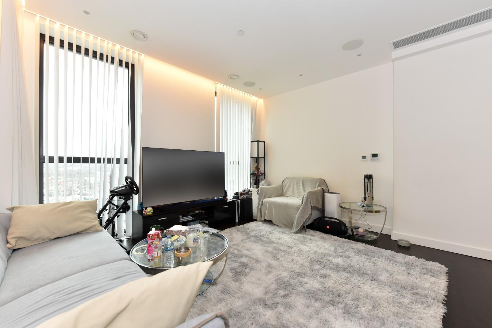 The Residence, 10 Charles Clowes Walk, Nine Elms SW11