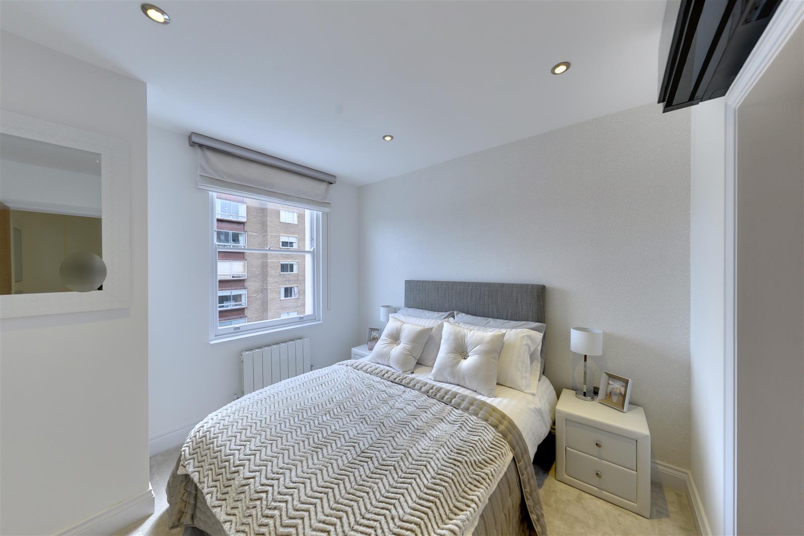 Lowndes Square, Belgravia SW1X