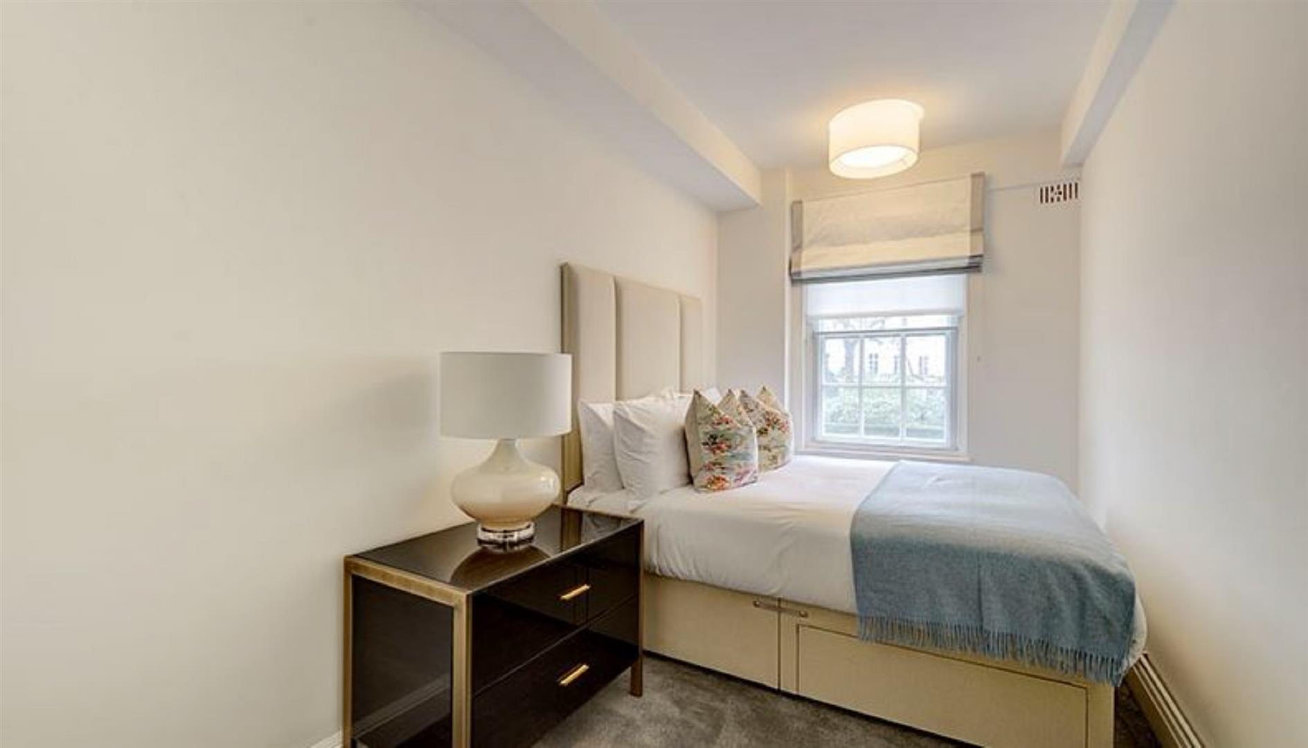 Pelham Court, 145 Pelham Court, South Kensington