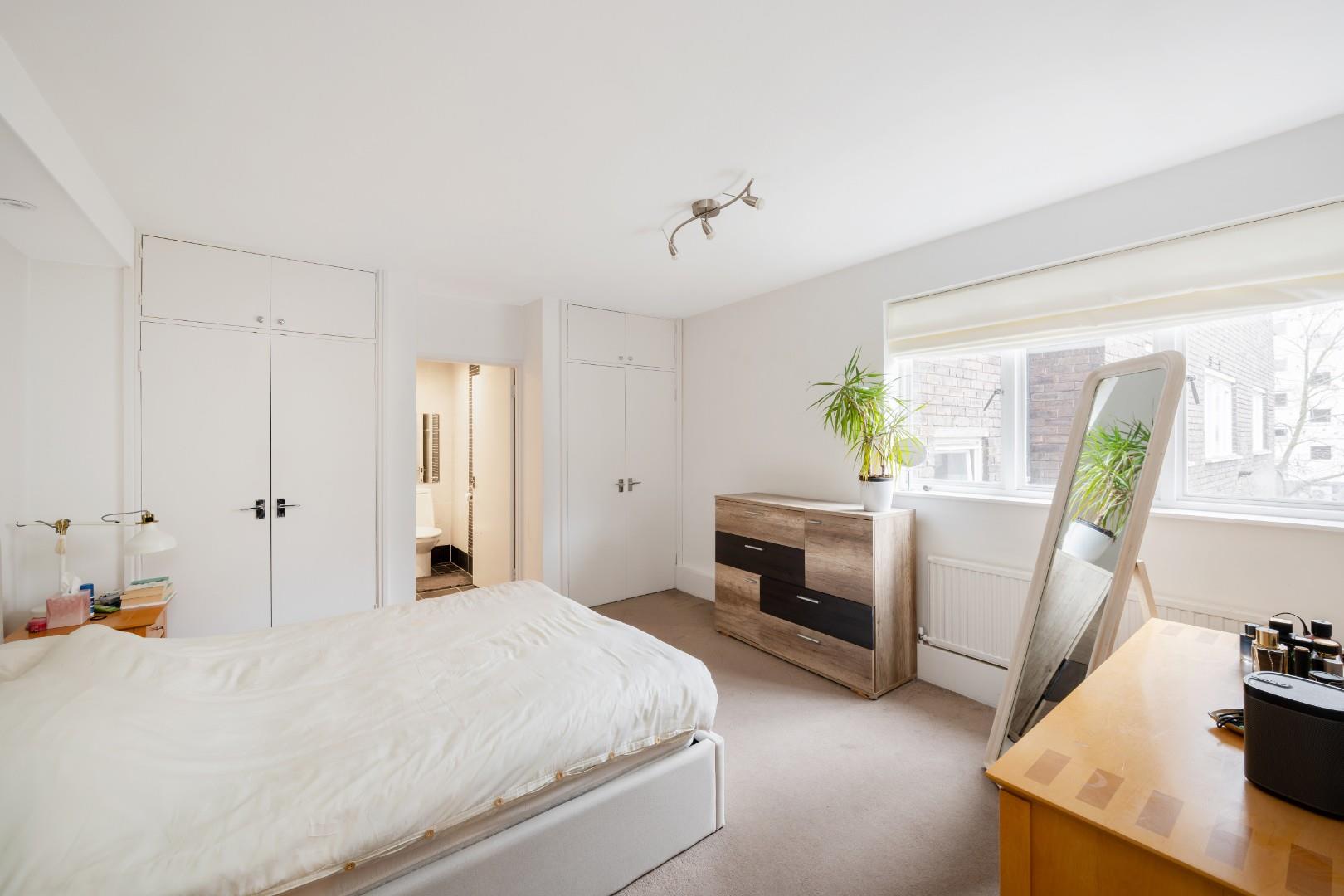 For Sale By Auction – Flat 34 @ 6 Porchester Terrace, Hyde Park, London W2