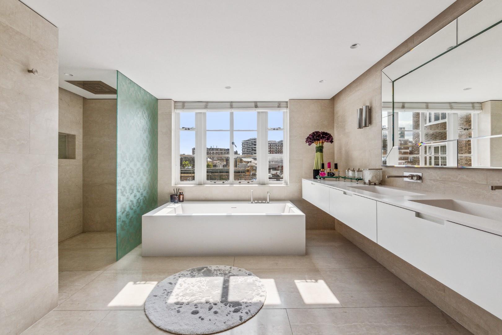Huge Lateral Apartment – Bryanston Square, Marylebone, W1H