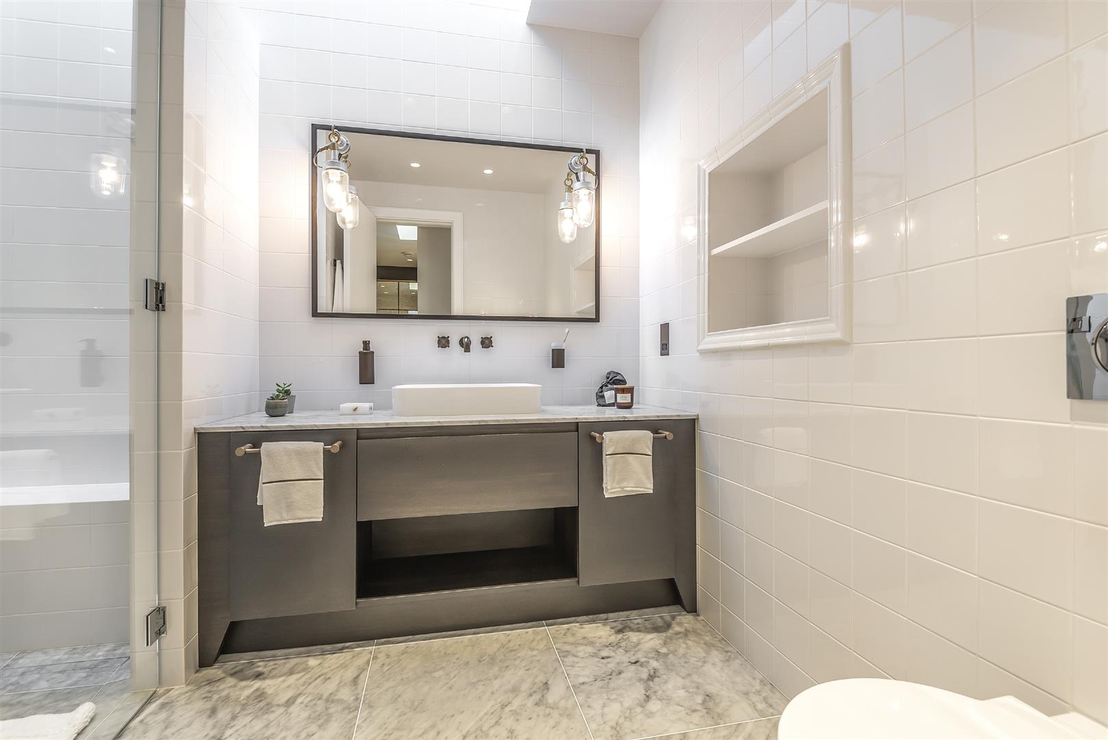 Down Street Mews, Mayfair, W1K