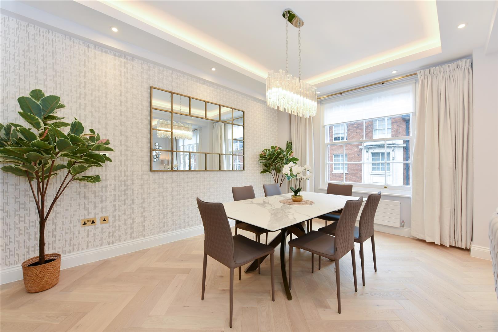 Bryanston Court II, George Street, Marylebone, London W1H
