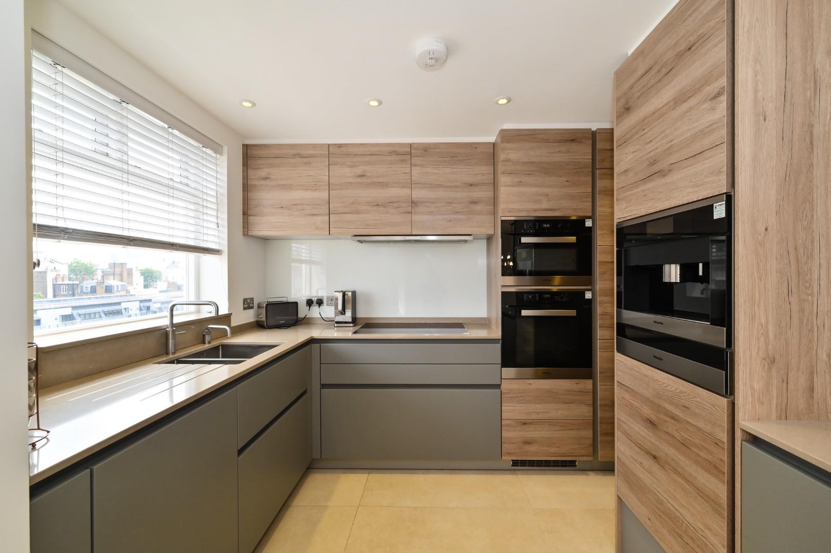 Lowndes Square, Belgravia SW1X