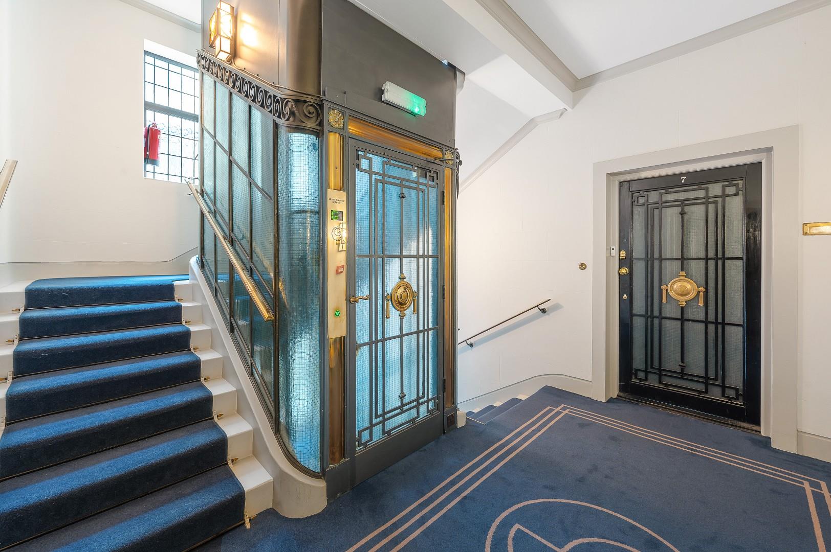 Bryanston Court I, George Street, Marylebone W1H