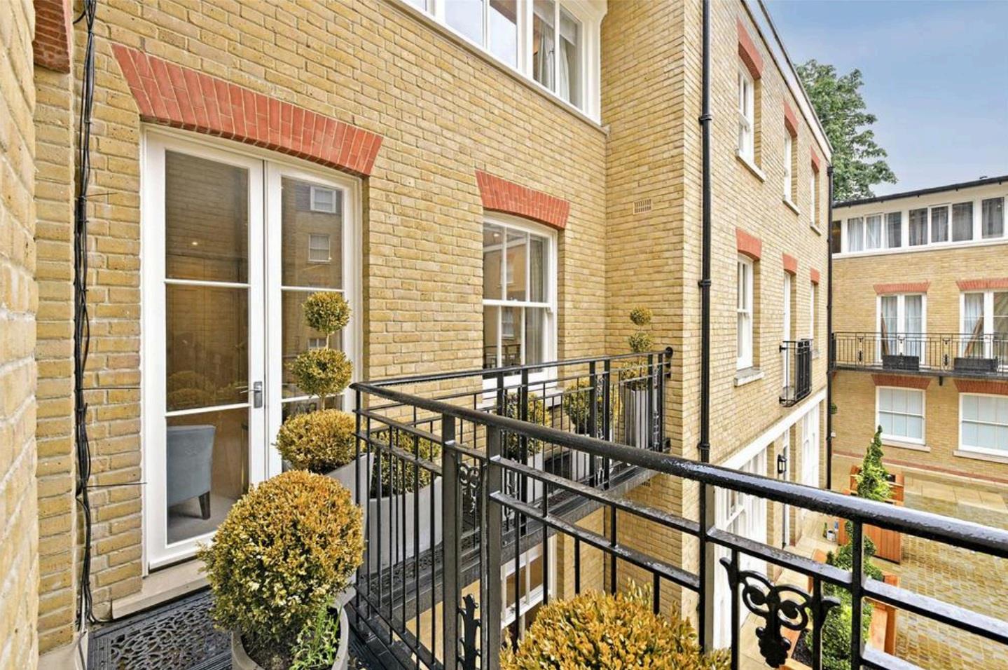 Dorset Mews, Belgravia, SW1X