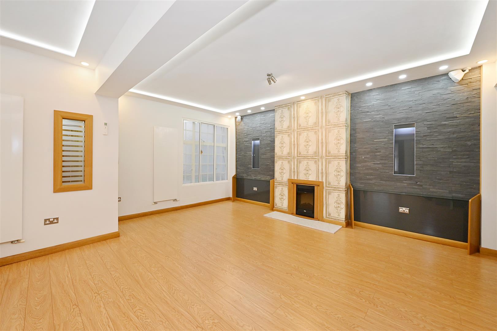 Berkeley Court, Glentworth Street, Marylebone NW1