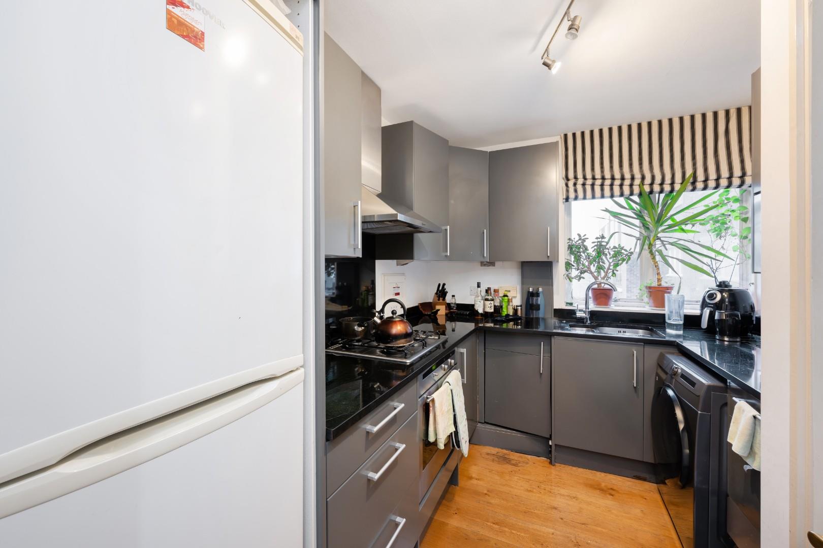 For Sale By Auction – Flat 35 @ 6 Porchester Terrace, Hyde Park, London W2