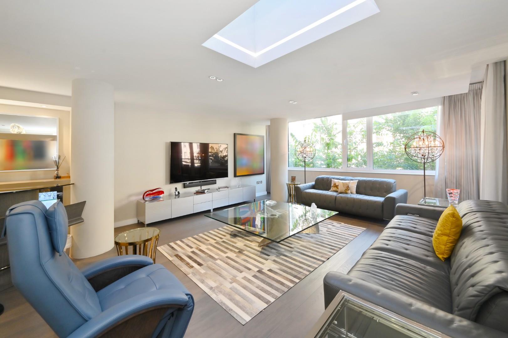 Heron Place, George Street, Marylebone Village W1U