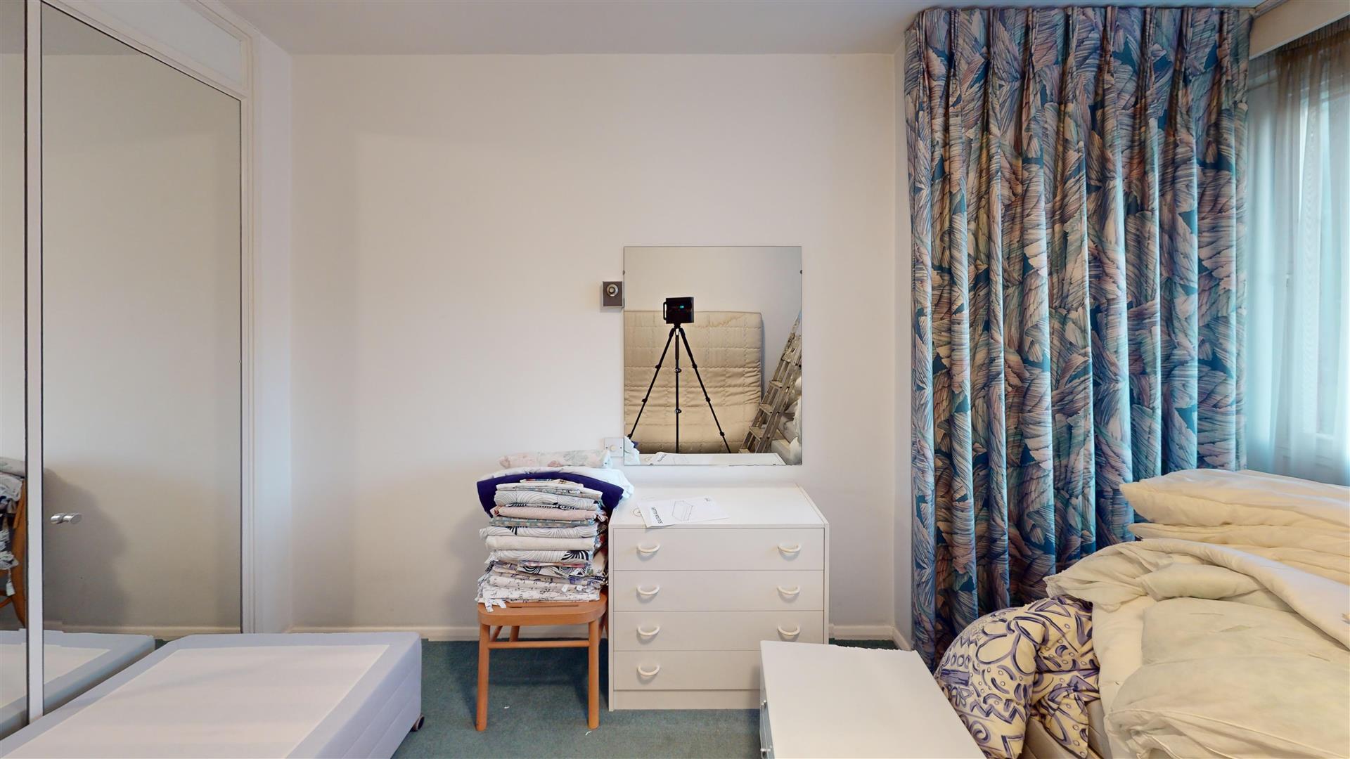 Flat 346, The Water Gardens, Burwood Place, Hyde Park W2