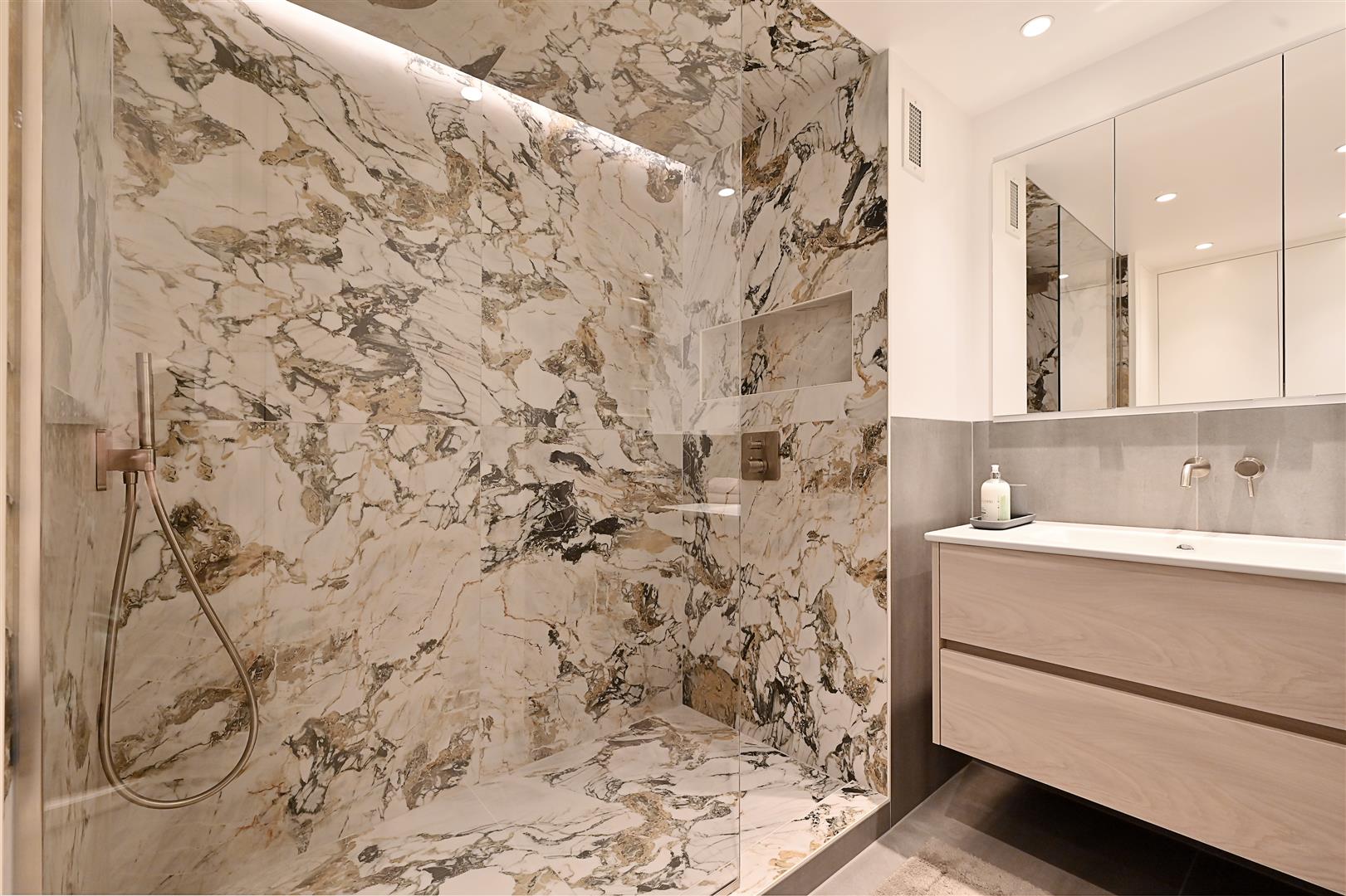South Lodge, Knightsbridge, London SW7