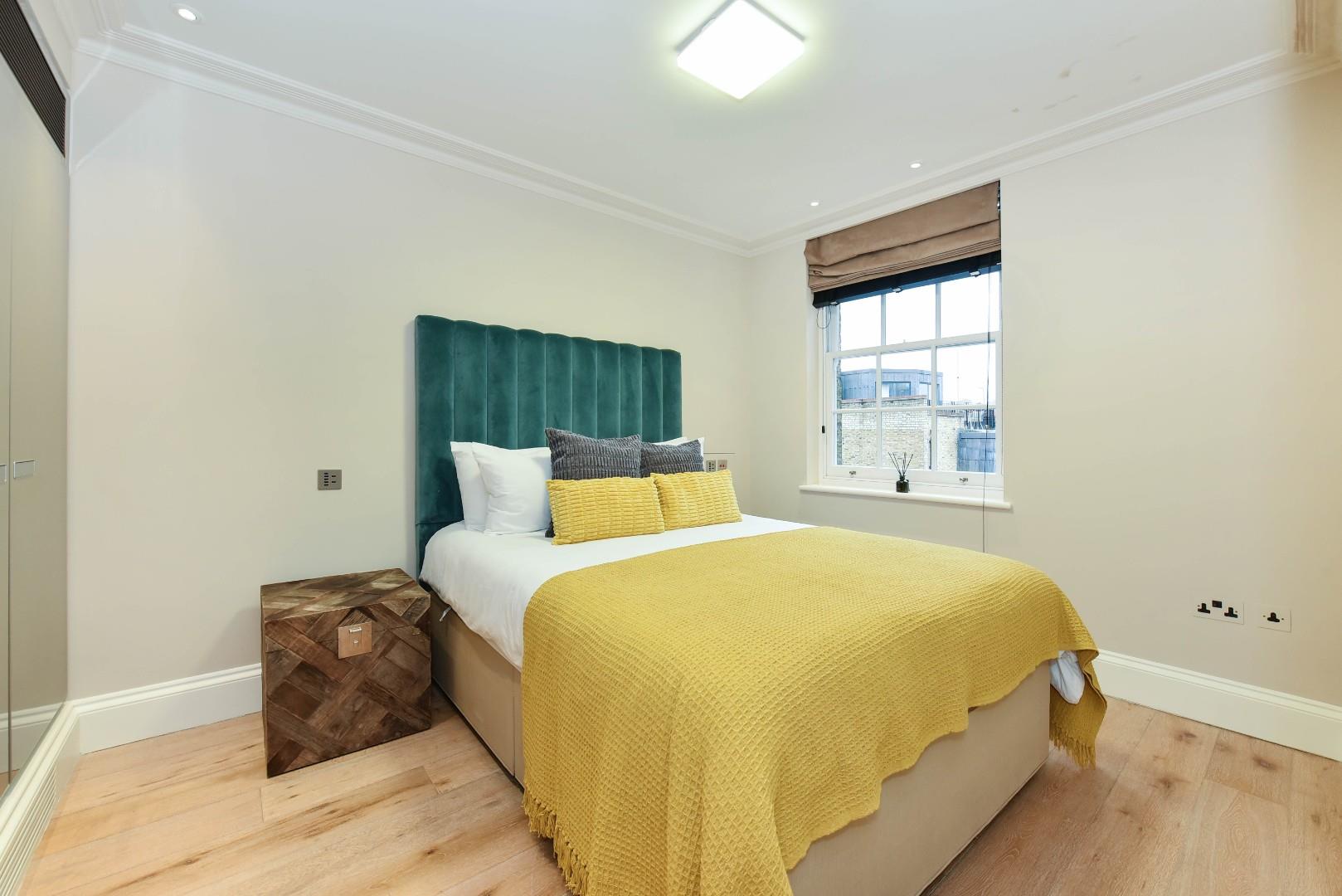 Curzon Street, Mayfair, London W1J