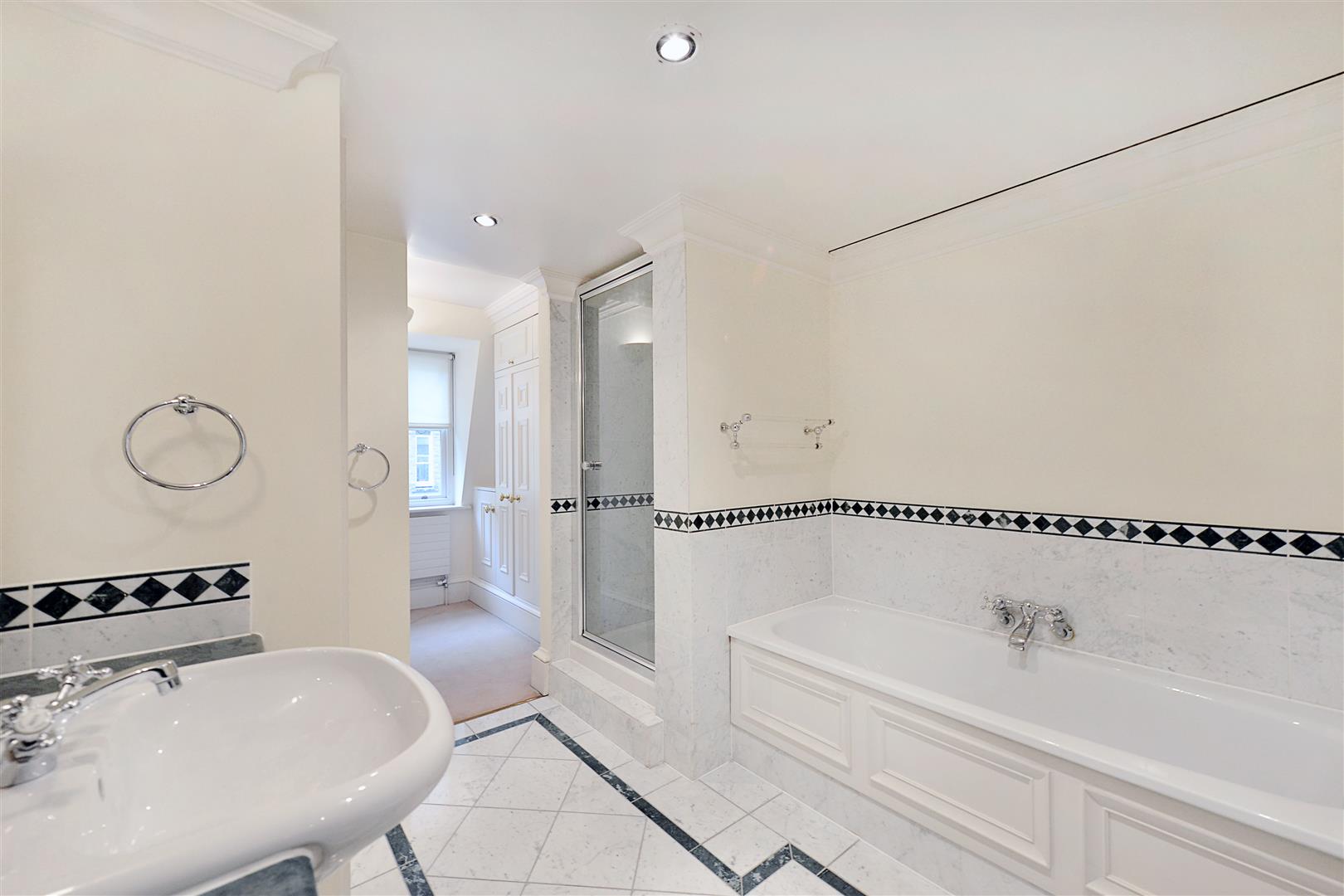 Eaton Square, London SW1W