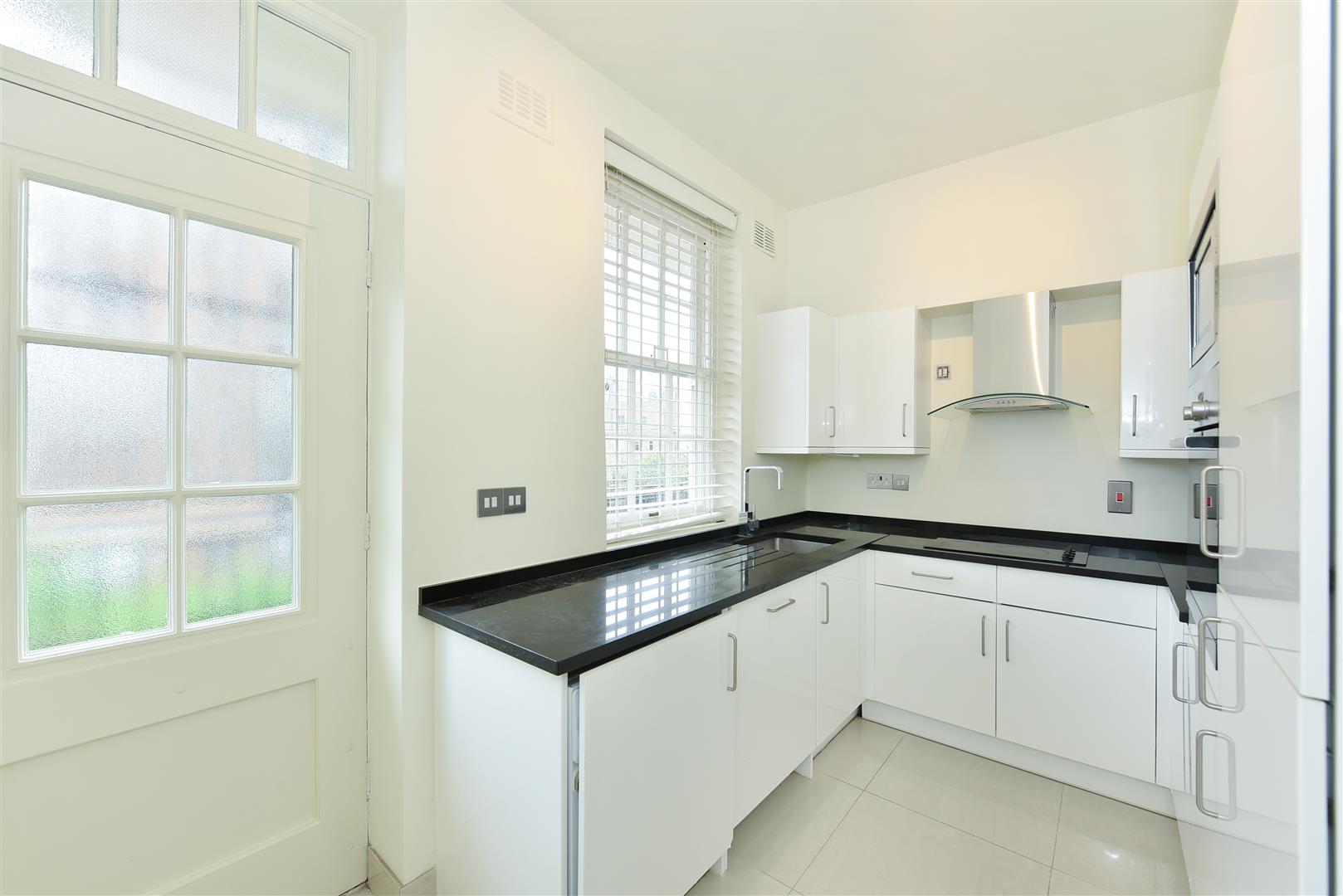 Lowndes Square, Belgravia, SW1X