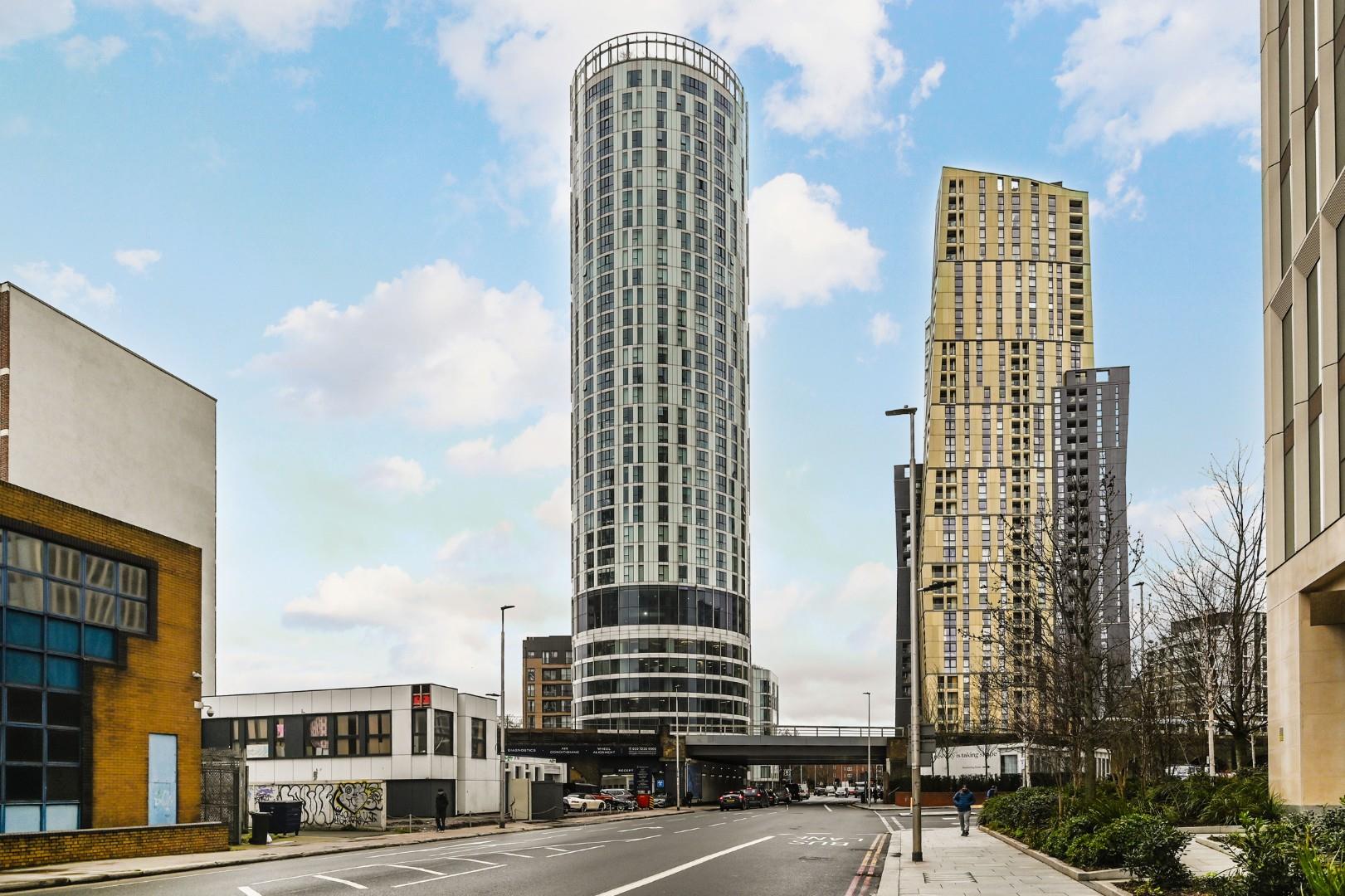 Sky gardens, 155 Wandsworth Road, London SW8