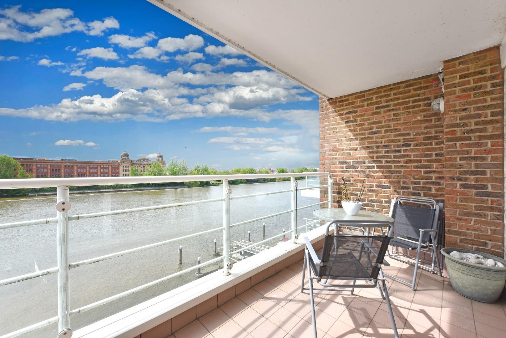 Riverviews – King Henrys Reach, Manbre Road, London W6