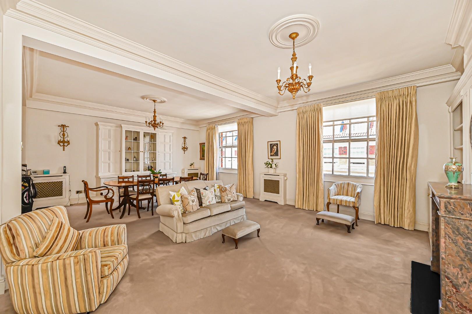 Bryanston Court I, George Street, Marylebone W1H