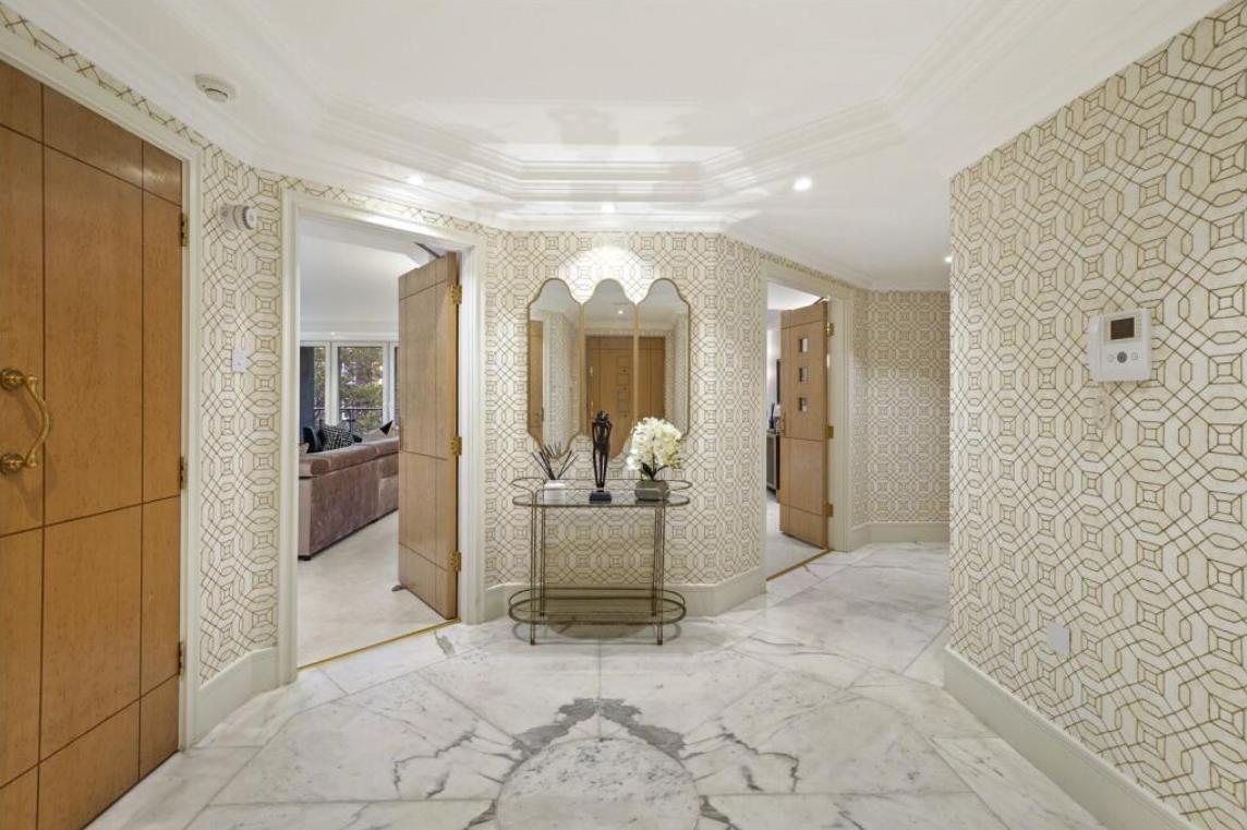 Regents Park House, Park Road, London