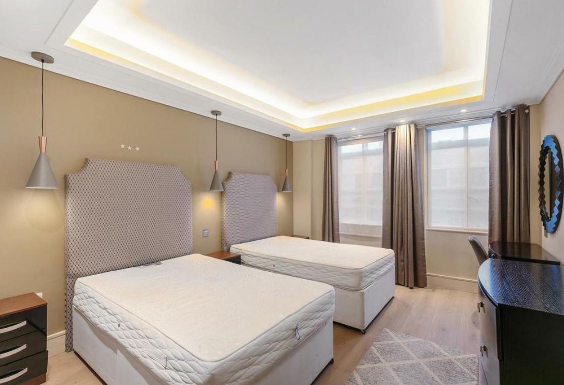 Fursecroft, George Street,  Marble Arch W1H
