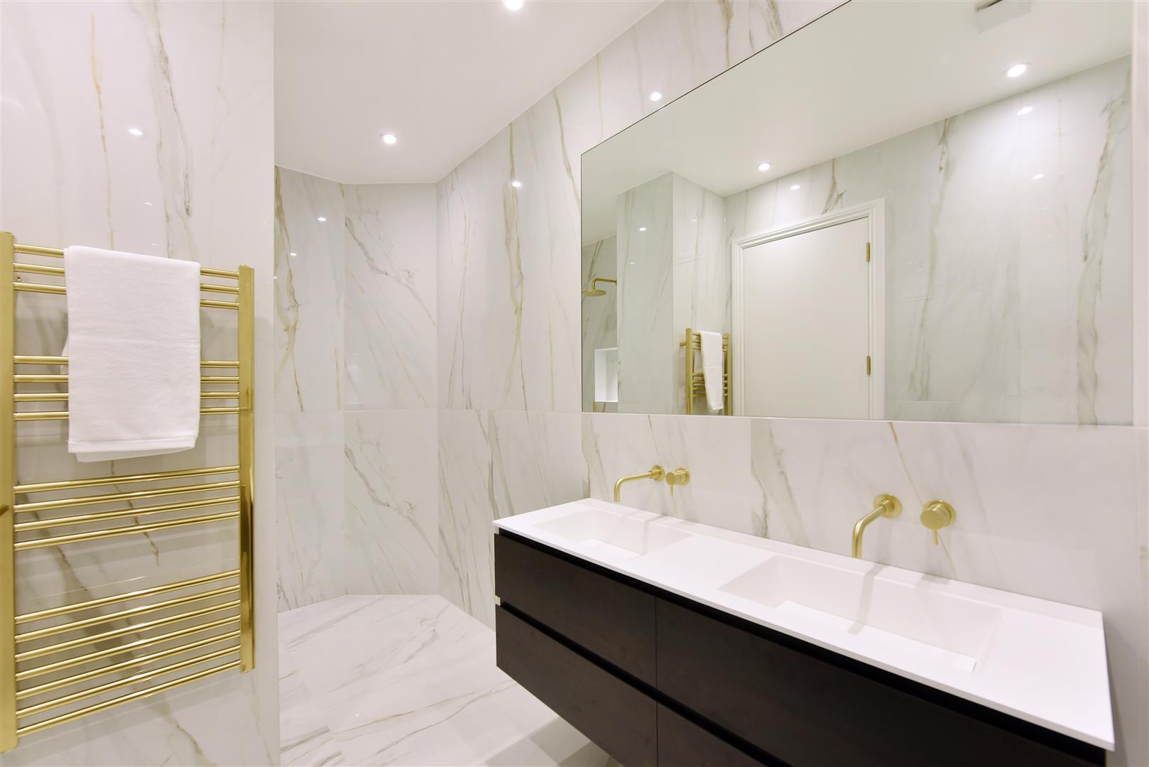 Bryanston Court II, George Street, Marylebone, London W1H