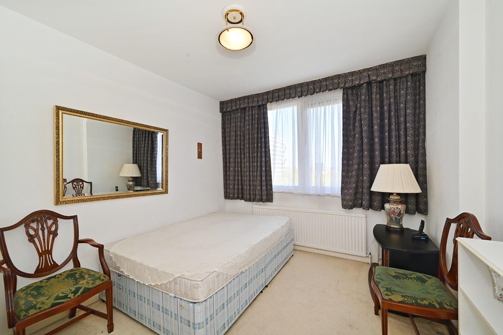 Raynham, Norfolk Crescent, Hyde Park, W2
