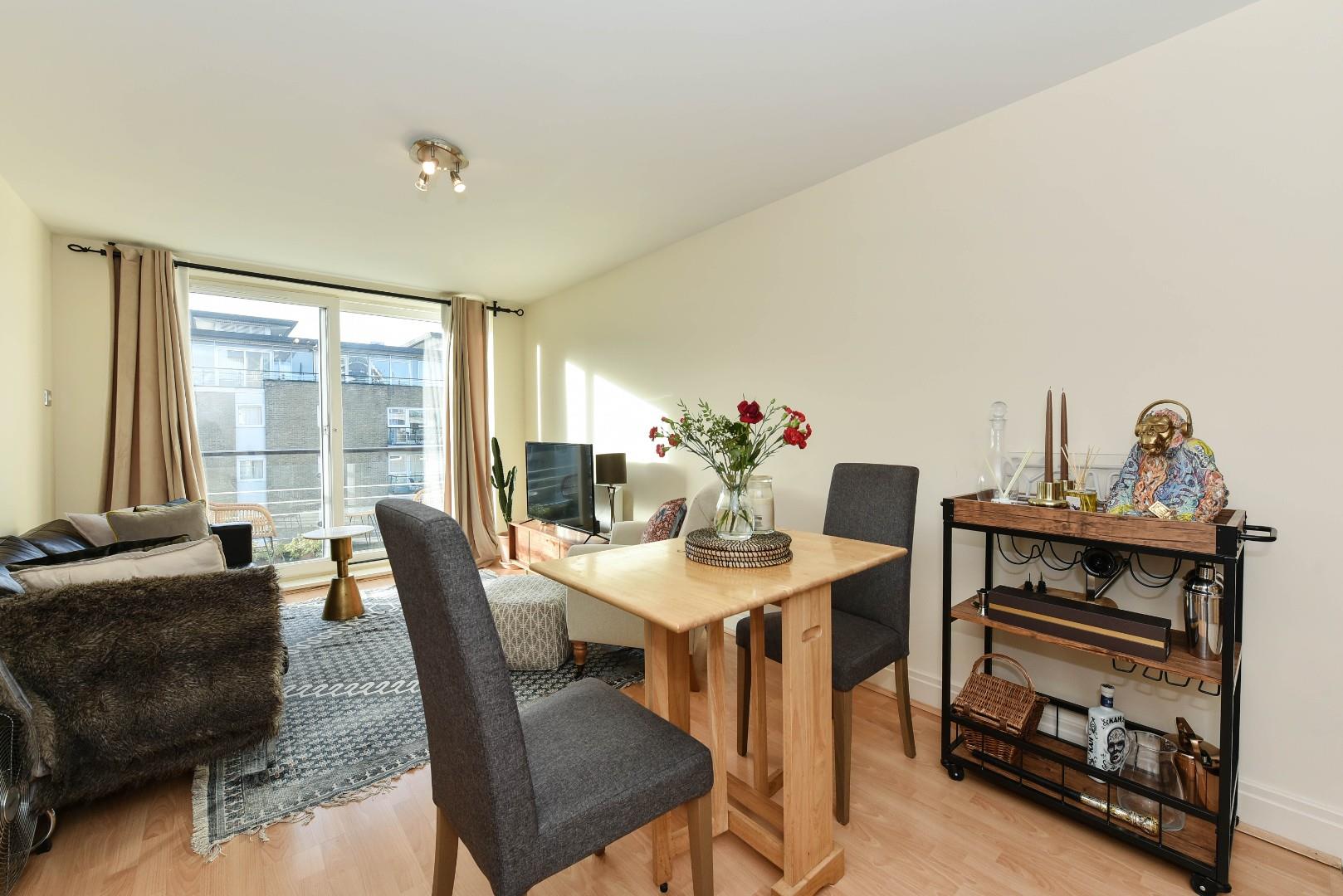 Riverside West, Smugglers Way, London SW18 – River View Apartment