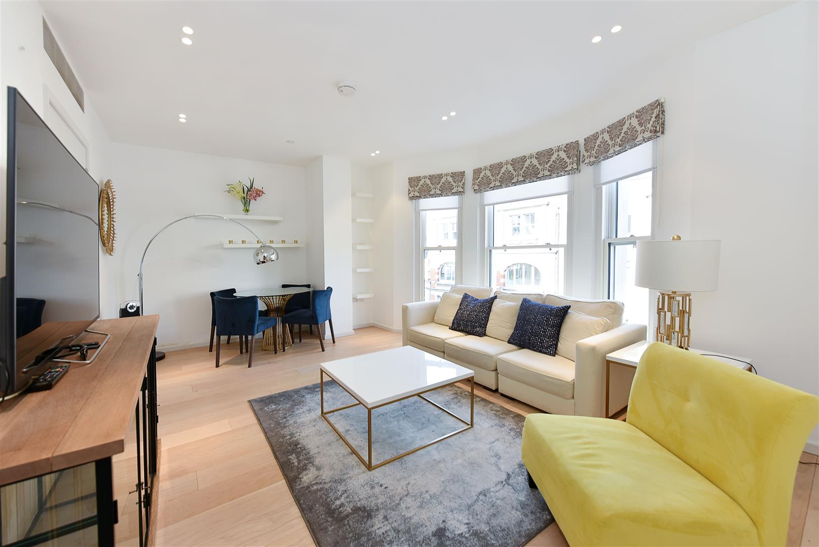 2 x 2 Beds Flats Available – Conduit Street, Mayfair, W1