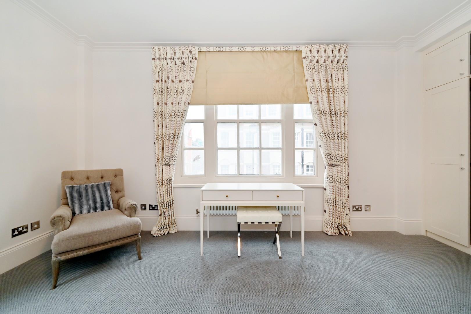 Bryanston Court I, George Street, Marylebone W1H