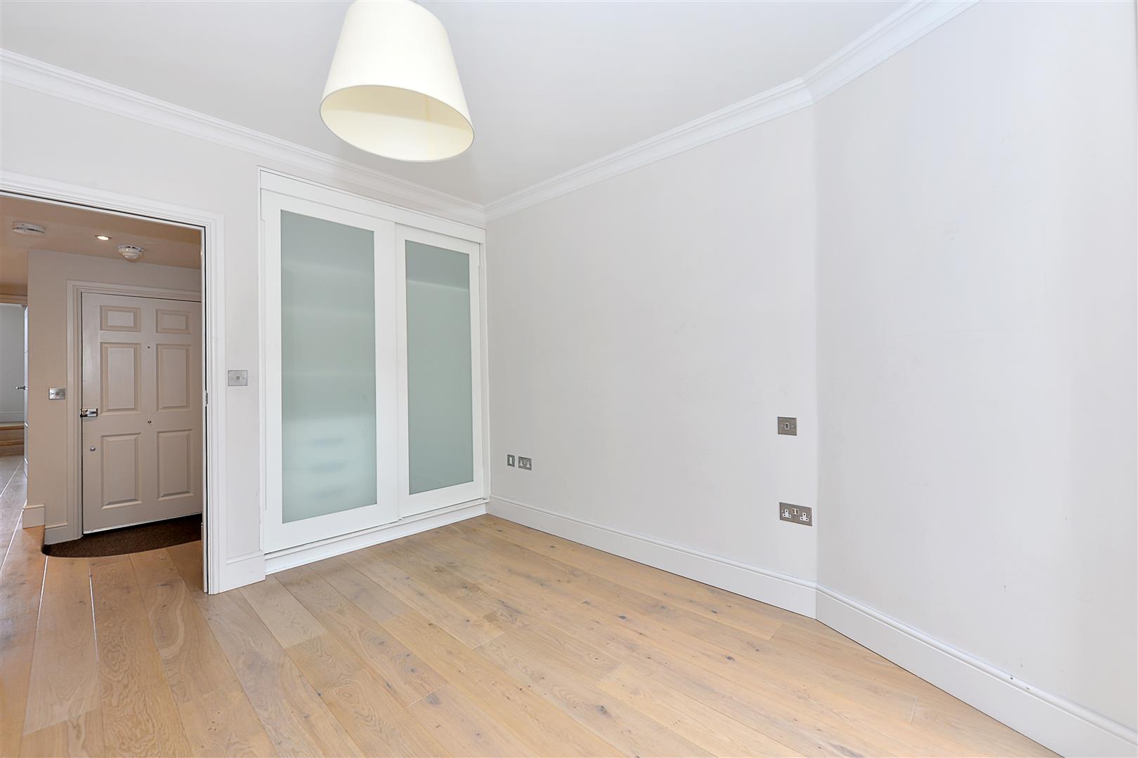 Devonshire Place, Marylebone Village, W1G