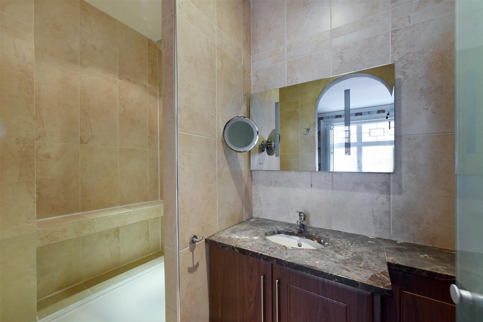 Hyde Park Mansions, Marylebone, NW1