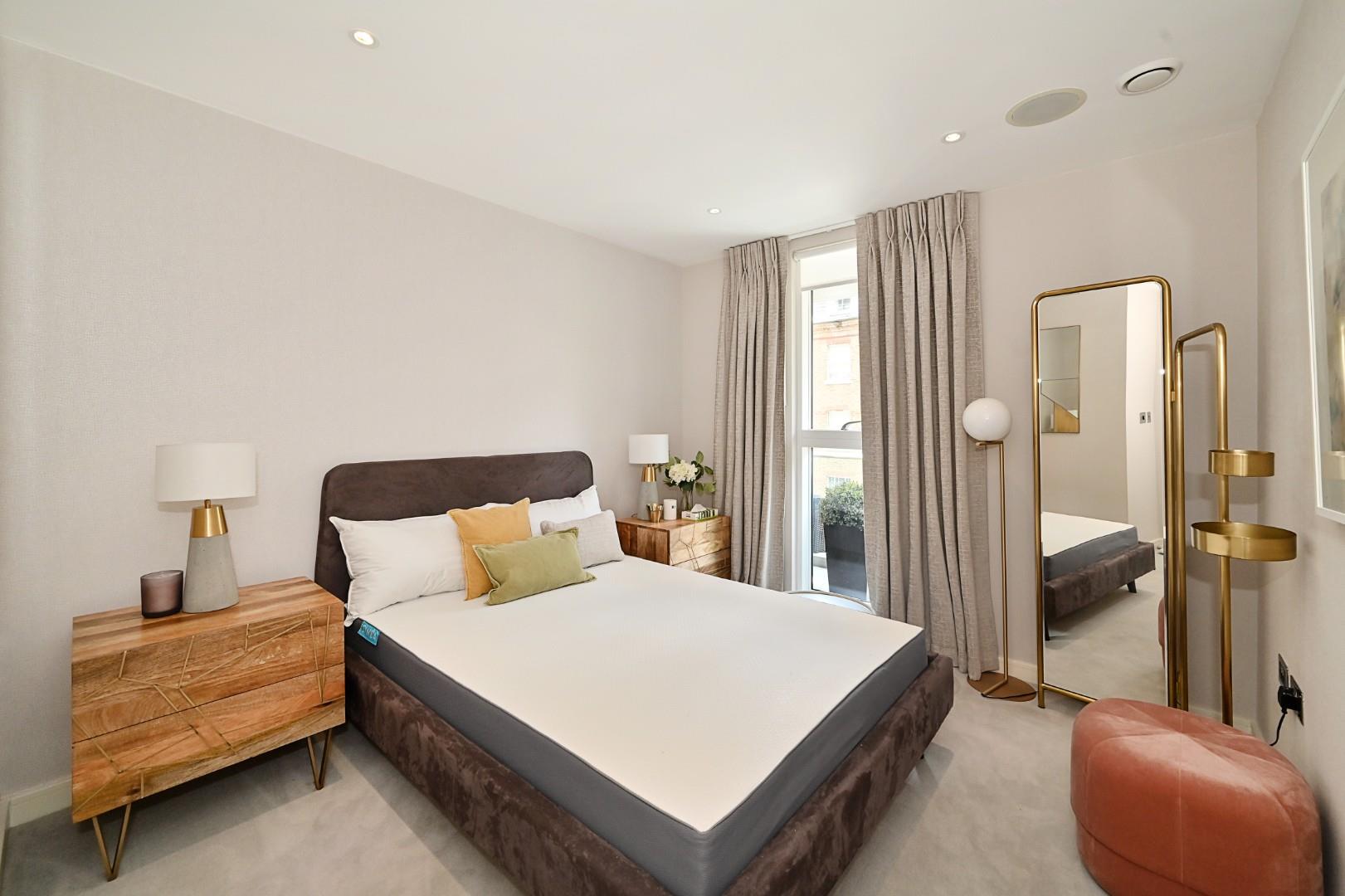 Moore House, Grosvenor Waterside, Chelsea, SW1W