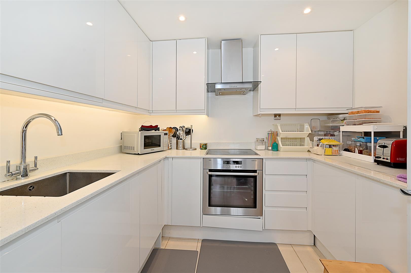 The Phoenix, Barrett Street, Marylebone W1