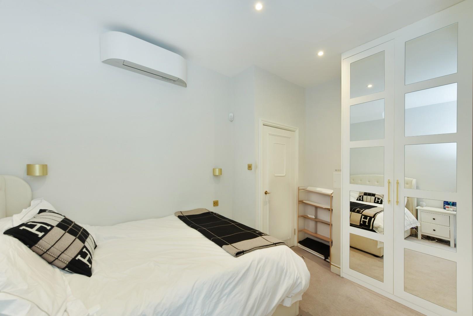 Hans Place, London, Knightsbridge SW1X