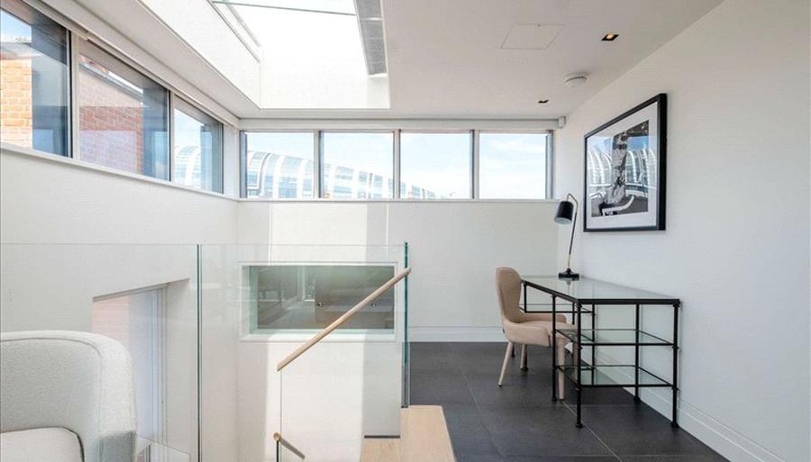 Green Street, London, W1K