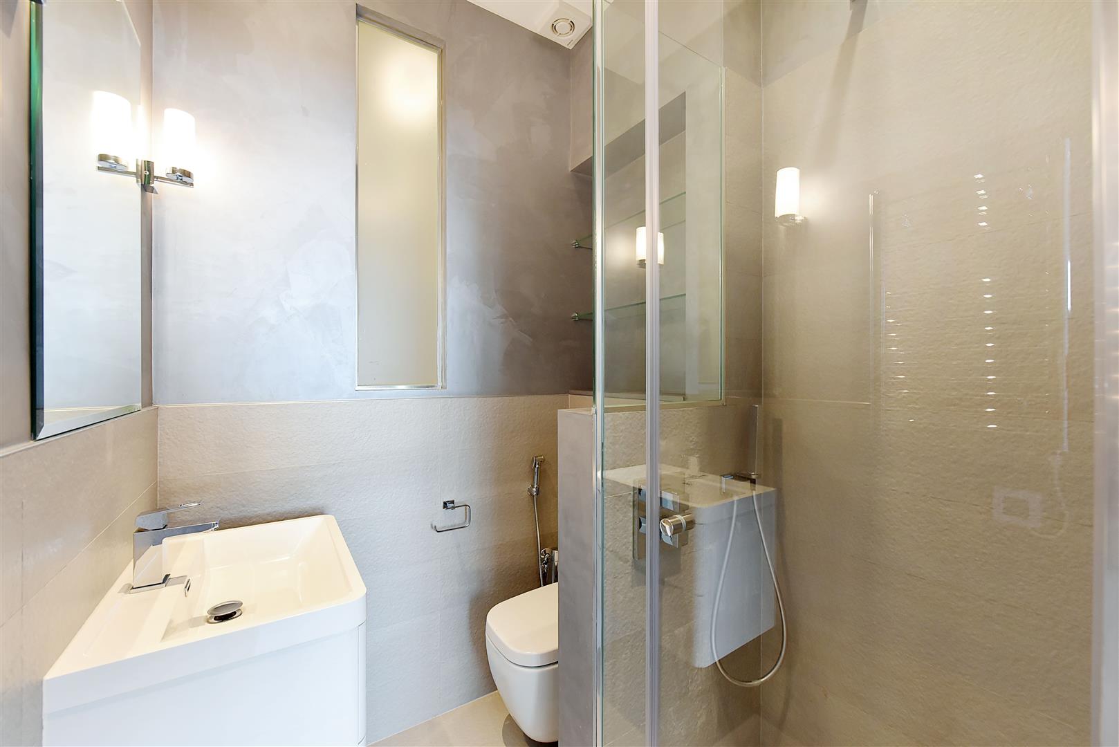 Manson Place, South Kensington, London, SW7