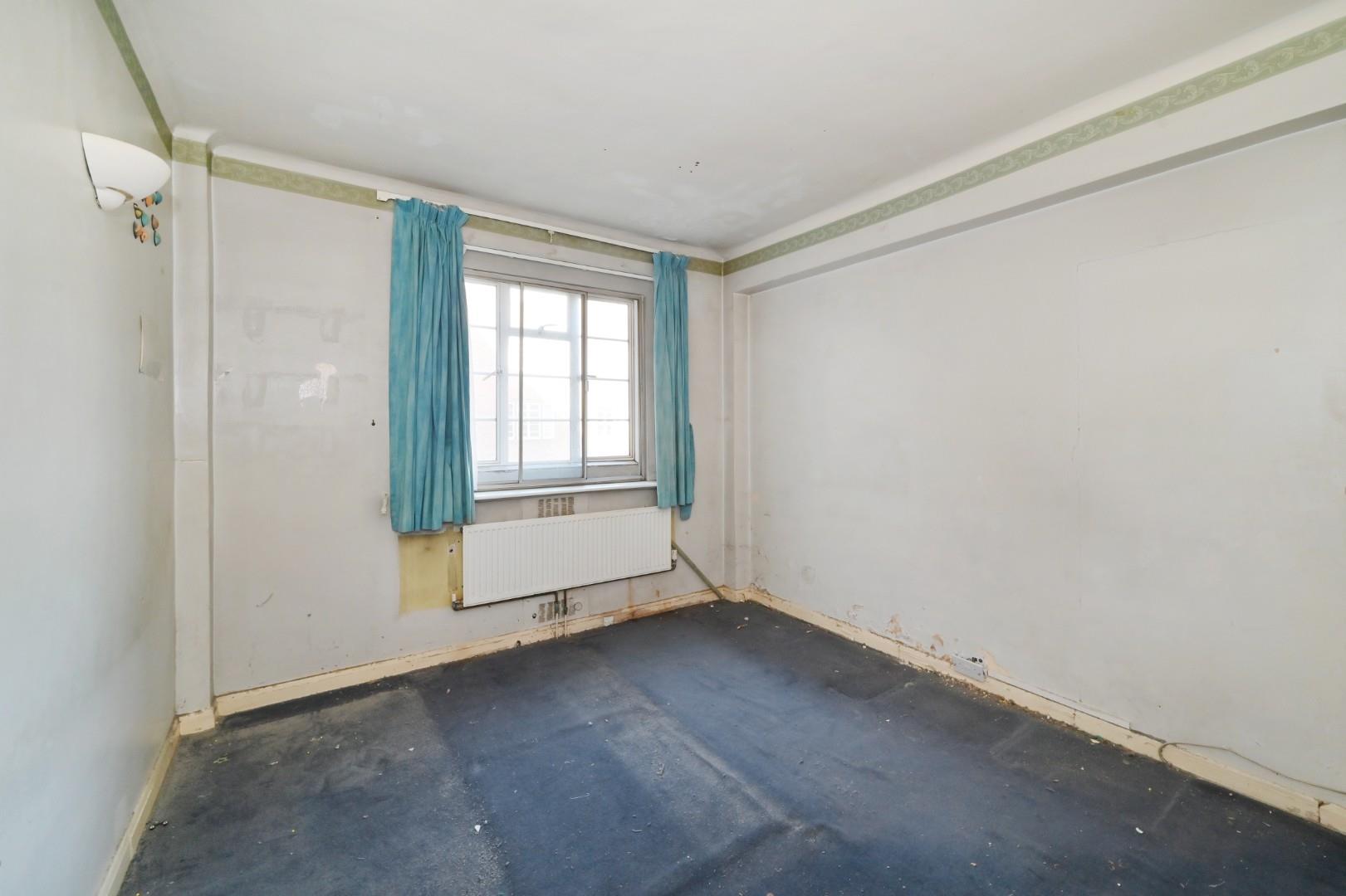 Hamilton Court, Maida Vale, W9