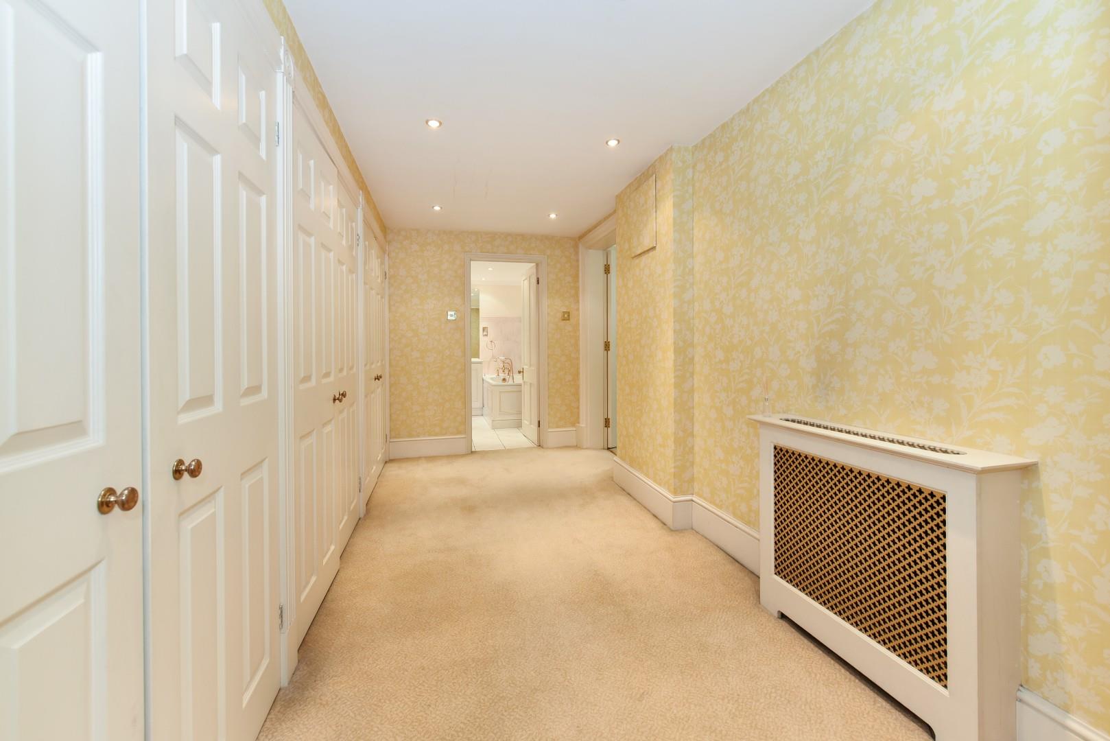 Huge Lateral Apartment Hay Hill, Mayfair, London W1J
