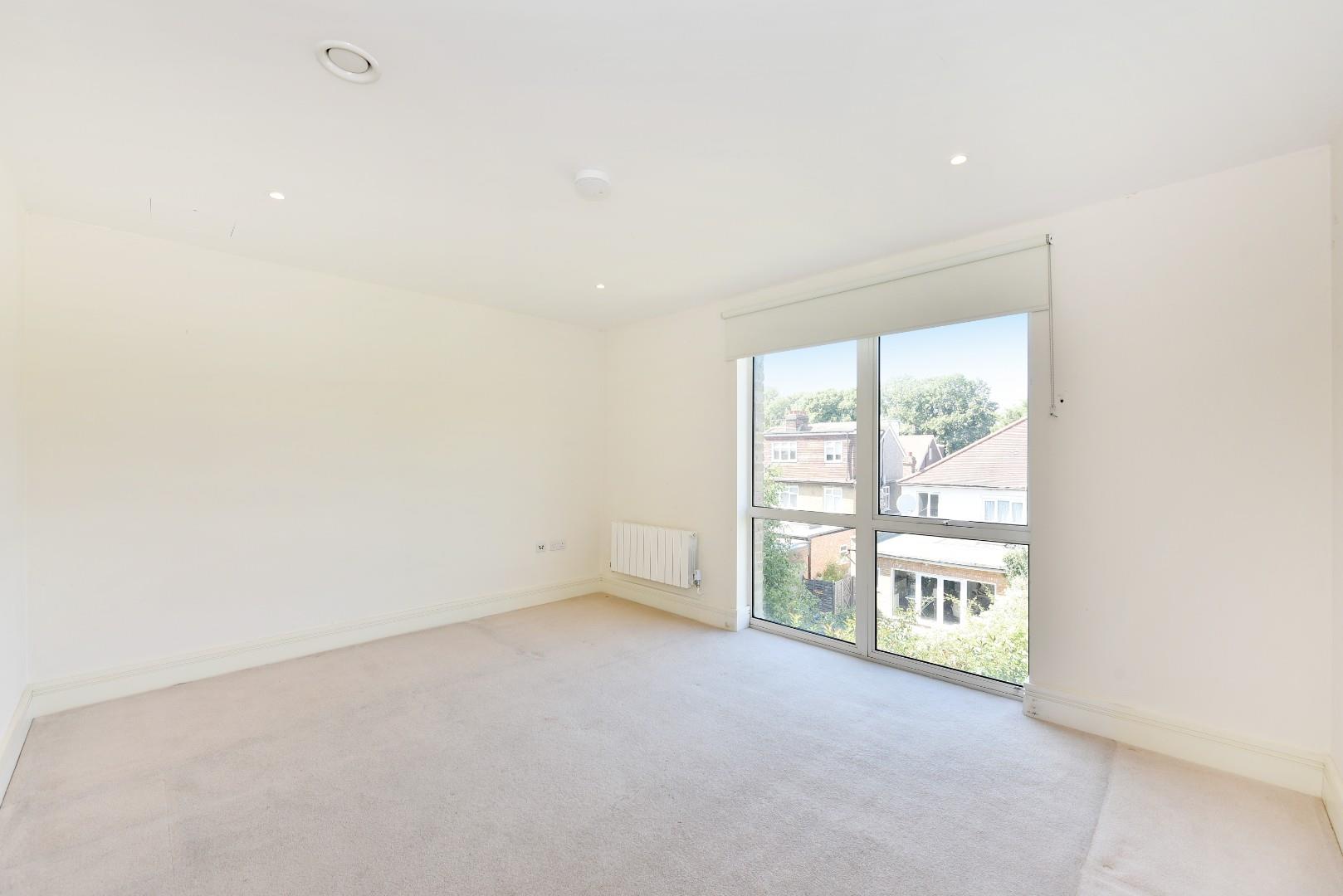 Sir Alexander Close, Acton, London W3
