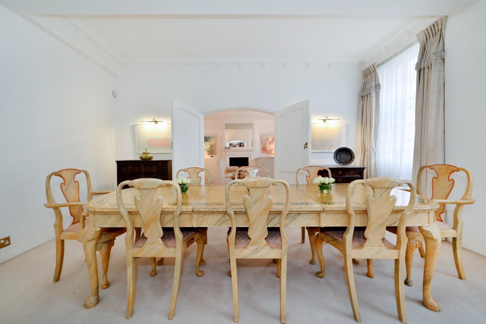 Bryanston Court I, George Street, Marylebone, London W1H