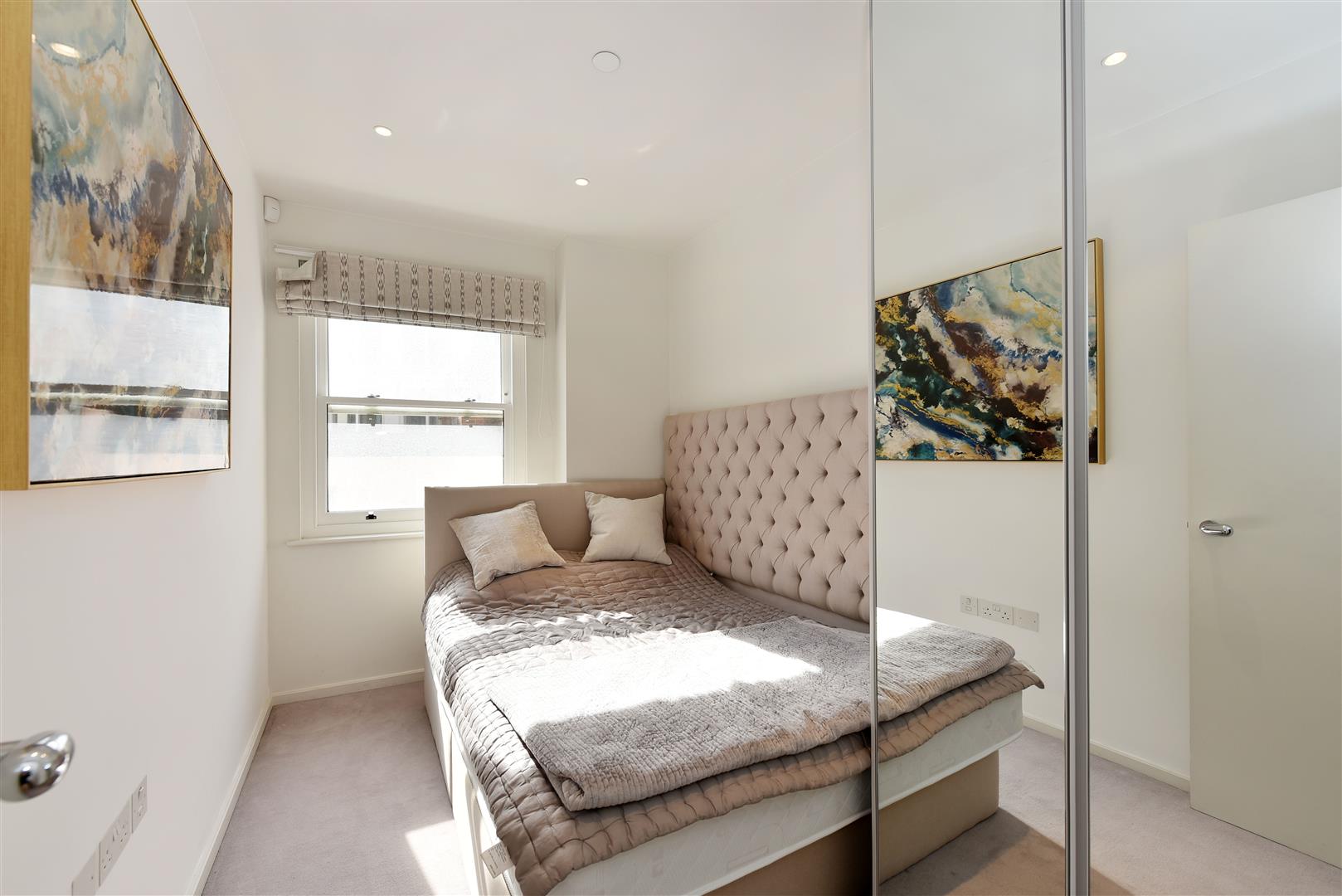 2 x 2 Beds Flats Available – Conduit Street, Mayfair, W1