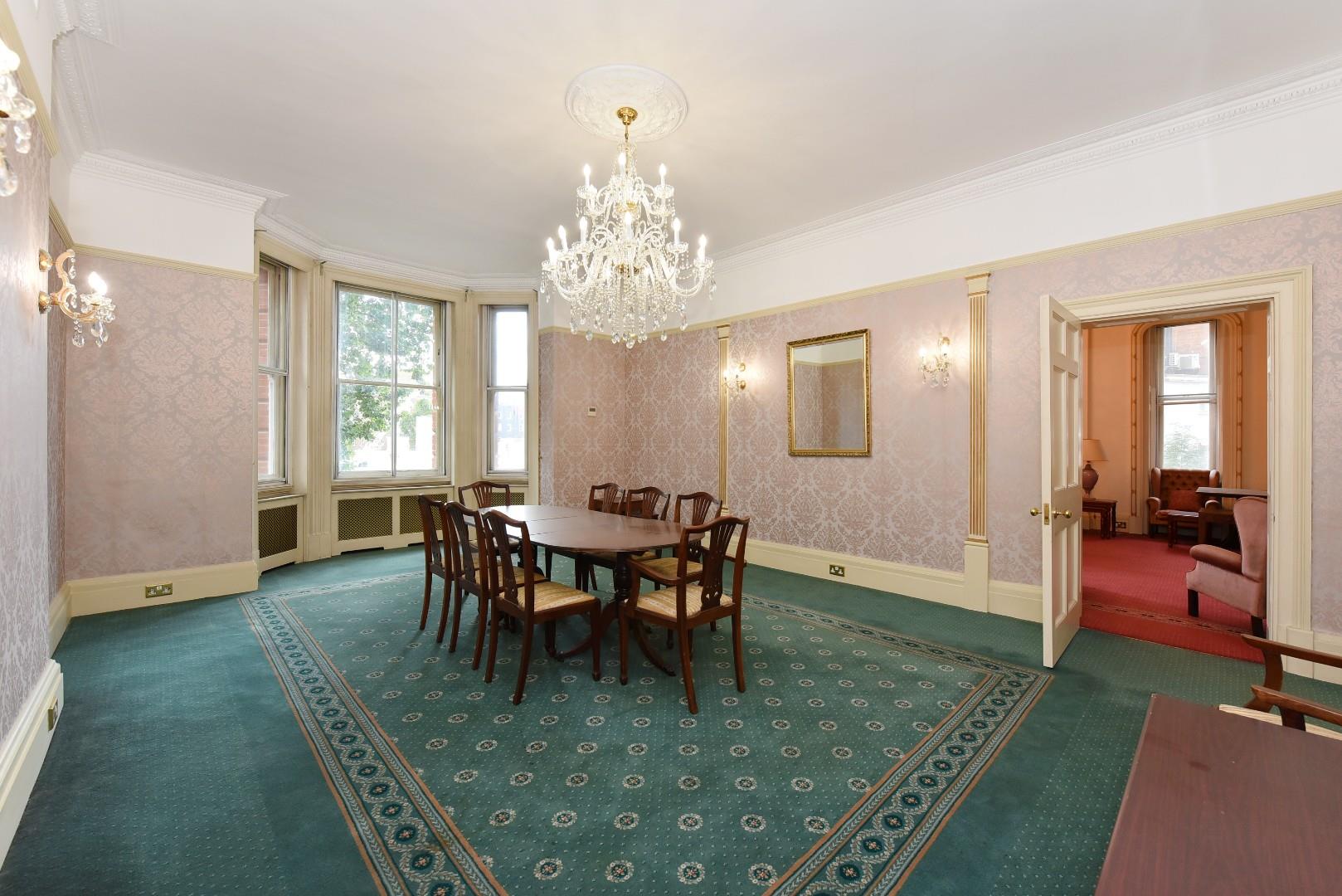 Huge Lateral Apartment Hay Hill, Mayfair, London W1J